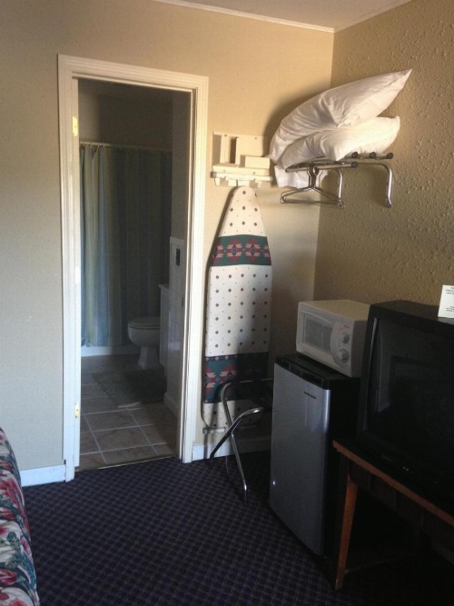 Rustic Motel Rolla image 38